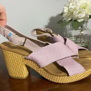 Summer heels, size 10 women’s, Tom’s, comfortable!